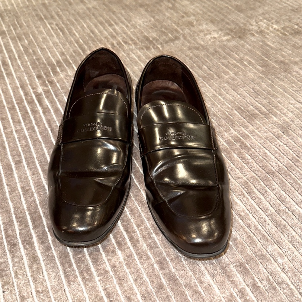 VERSACE COLLECTION MENS LOAFERS. SIZE EURO 42. US 9M